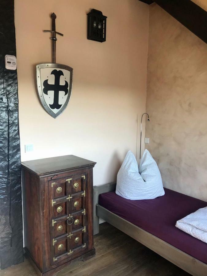 Ferienwohnung Wachstube Mit 3 Schlafraeumen Im Rittergut Leppersdorf Wachau Kültér fotó